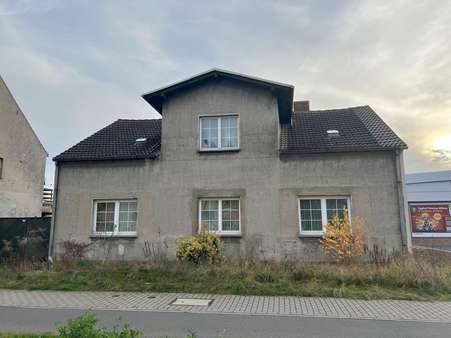 Haus Frontal - Einfamilienhaus in 06886 Lutherstadt Wittenberg mit 80m² kaufen