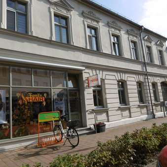 Vorderansicht - Mehrfamilienhaus in 06895 Zahna-Elster mit 325m² kaufen