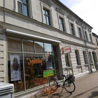 Vorderfront - Mehrfamilienhaus in 06895 Zahna-Elster mit 325m² kaufen