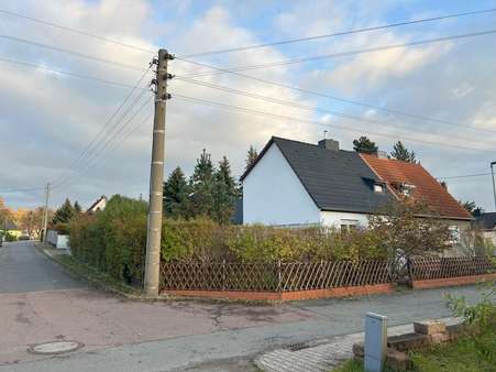 Haus und Grundstück - Doppelhaushälfte in 06772 Gräfenhainichen mit 120m² kaufen