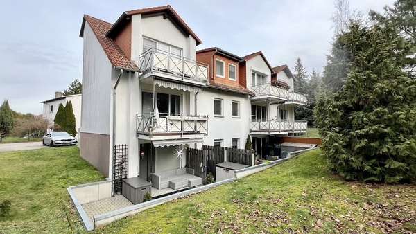 Terrassen und Balkone Terrassen und Balkone - Mehrfamilienhaus in 06886 Lutherstadt Wittenberg mit 594m² als Kapitalanlage kaufen