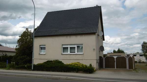 Vorderansicht Vorderansicht - Einfamilienhaus in 06895 Zahna-Elster mit 94m² kaufen