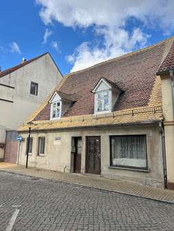 Haus Haus - Reihenendhaus in 06905 Bad Schmiedeberg mit 180m² kaufen