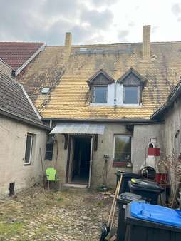 Haus Rückseite Haus Rückseite - Reihenendhaus in 06905 Bad Schmiedeberg mit 180m² kaufen