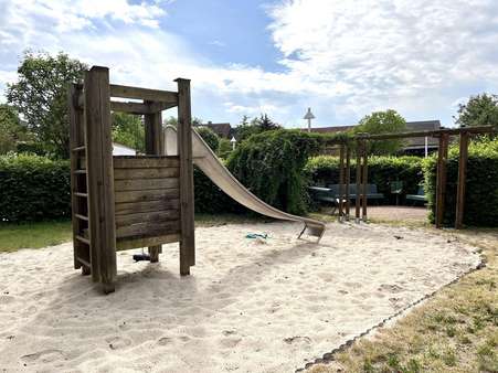 null - Dachgeschosswohnung in 06869 Coswig mit 86m² kaufen