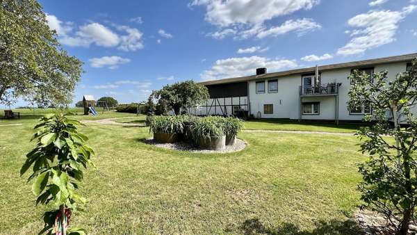 Außenansicht - Zweifamilienhaus in 39435 Wolmirsleben mit 188m² kaufen