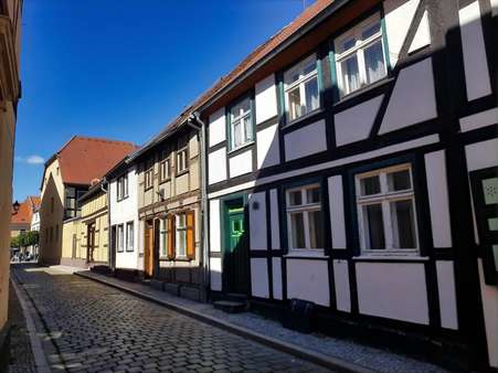 Straßenansicht - Reihenmittelhaus in 39590 Tangermünde mit 80m² kaufen