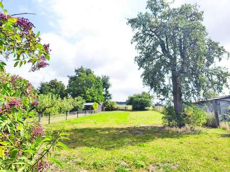 herrliches Grundstück herrliches Grundstück - Einfamilienhaus in 39576 Stendal mit 150m² kaufen