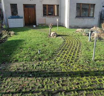 Garten Rückseite - Mehrfamilienhaus in 39606 Osterburg mit 236m² kaufen