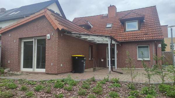 Rückansicht - Einfamilienhaus in 39576 Stendal mit 150m² kaufen