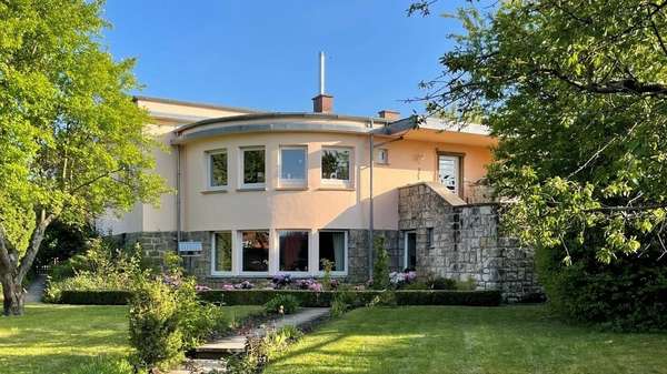 Außenansicht - Villa in 06484 Quedlinburg mit 208m² kaufen