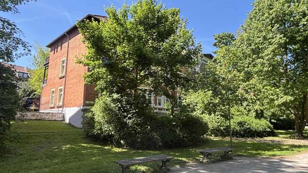 Rückansicht - Erdgeschosswohnung in 38820 Halberstadt mit 115m² als Kapitalanlage kaufen