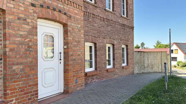 Außenansicht - Einfamilienhaus in 06493 Ballenstedt mit 124m² kaufen