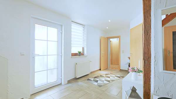 Erdgeschoss Haupteingang - Einfamilienhaus in 06502 Thale mit 257m² kaufen