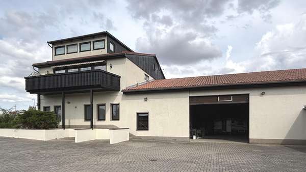 Außenansicht Außenansicht - Werkstatt in 06485 Quedlinburg mit 119m² kaufen