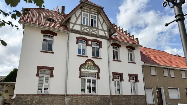 Historisches Wohnhaus mit Gewerbeeinheit