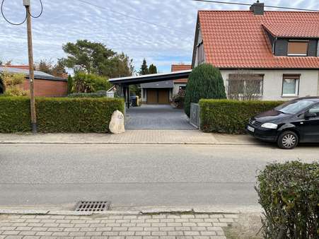 Zufahrt Zufahrt - Doppelhaushälfte in 38820 Halberstadt mit 97m² kaufen