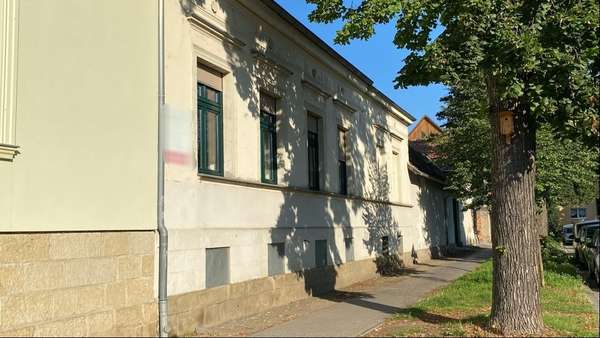 Außenansicht Außenansicht - Etagenwohnung in 06484 Quedlinburg mit 82m² mieten