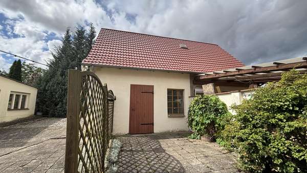 Stallung/ Nebengebäude Stallung/ Nebengebäude - Doppelhaushälfte in 38828 Wegeleben mit 83m² kaufen