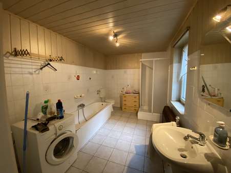 Badezimmer - Einfamilienhaus in 38836 Dedeleben mit 149m² kaufen