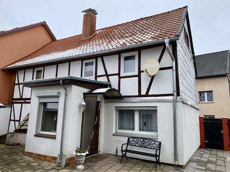 Rückseite Hausansicht - Einfamilienhaus in 38838 Schlanstedt mit 97m² kaufen
