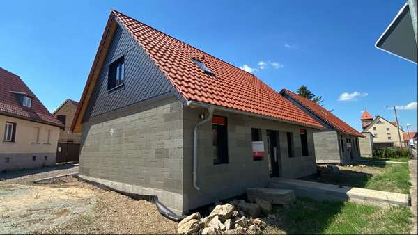 Außenansicht - Einfamilienhaus in 06493 Ballenstedt mit 120m² kaufen