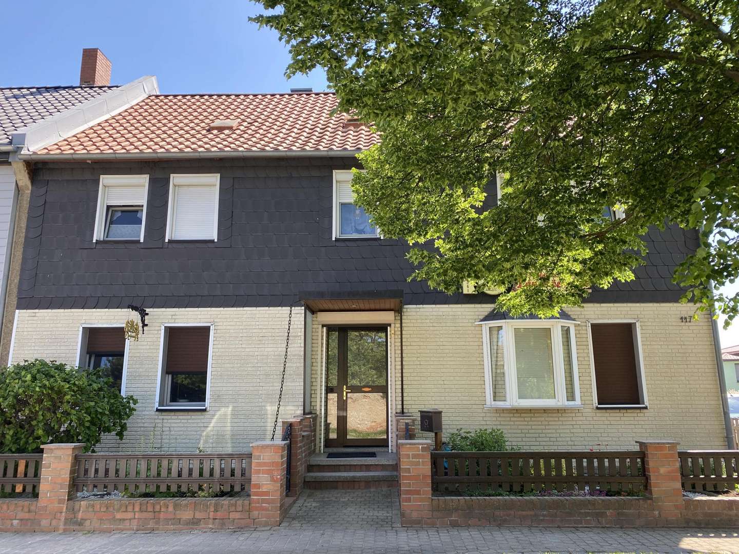 Hausansicht - Doppelhaushälfte in 38838 Aderstedt mit 80m² kaufen