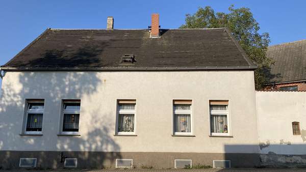 Einfamilienhaus in 39116 Magdeburg mit 140m² kaufen