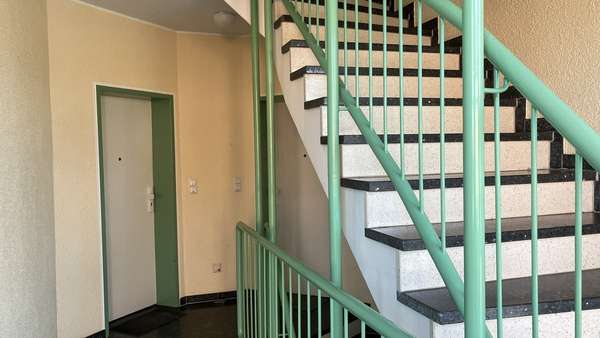 Hausflur - Etagenwohnung in 39343 Groß Santersleben mit 78m² kaufen