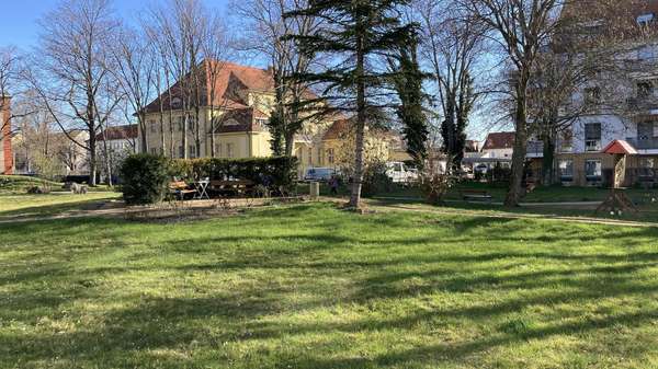Grünfläche - Etagenwohnung in 39124 Magdeburg mit 46m² kaufen