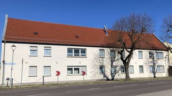 null - Mehrfamilienhaus in 39245 Dannigkow mit 380m² als Kapitalanlage kaufen