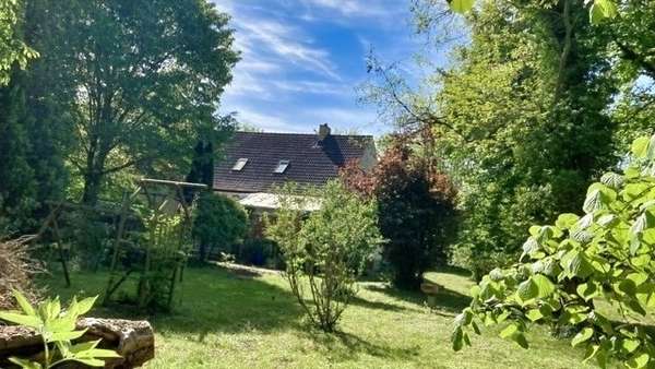Blick auf Grundstück Blick auf Grundstück - Einfamilienhaus in 39307 Genthin mit 190m² kaufen