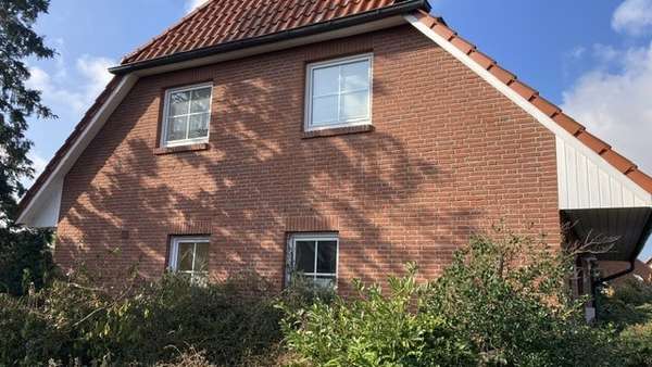 Giebelansicht - Einfamilienhaus in 39307 Genthin mit 124m² kaufen