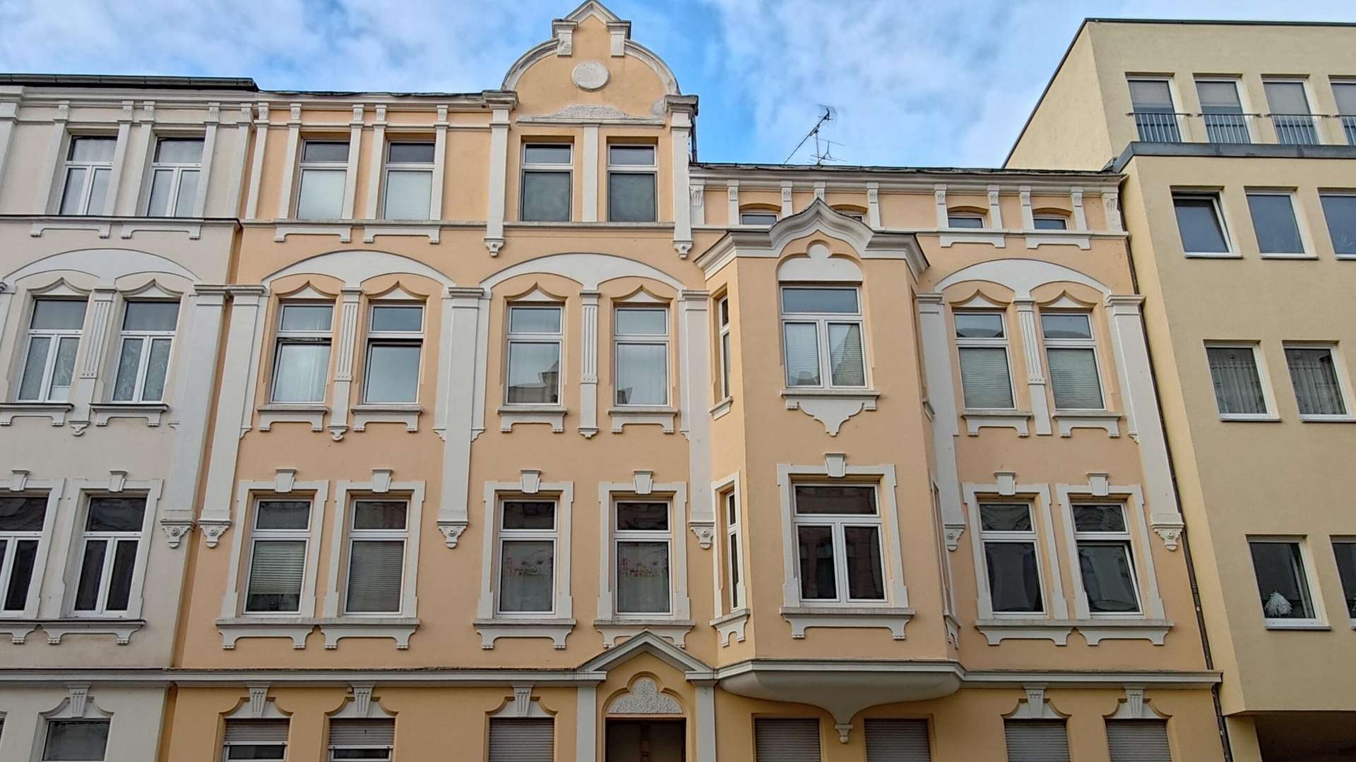 Straßenansicht - Mehrfamilienhaus in 39108 Magdeburg mit 538m² kaufen