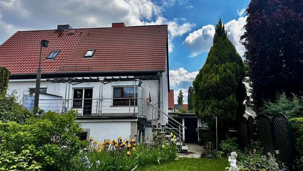 Hinteransicht Hinteransicht - Doppelhaushälfte in 39118 Magdeburg mit 85m² kaufen