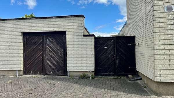Garage - Doppelhaushälfte in 39110 Magdeburg mit 99m² kaufen