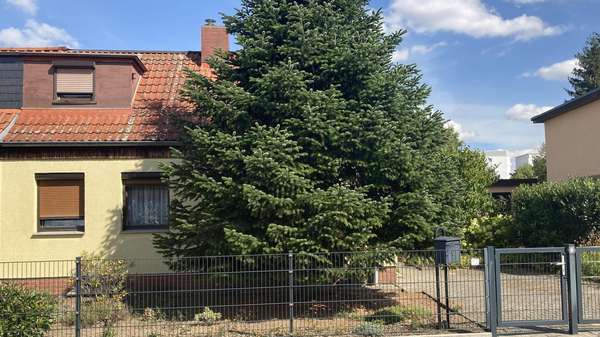 Doppelhaushälfte in 39130 Magdeburg mit 103m² kaufen