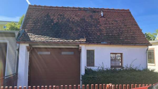 Garage Garage - Doppelhaushälfte in 39128 Magdeburg mit 85m² kaufen