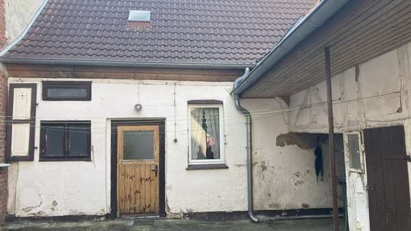 Rückseite - Reiheneckhaus in 39307 Genthin mit 69m² kaufen