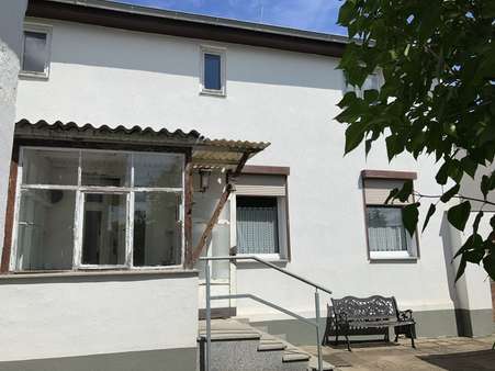 Hinteransicht - Einfamilienhaus in 39118 Magdeburg mit 118m² kaufen