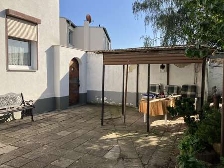 Terrasse - Einfamilienhaus in 39118 Magdeburg mit 118m² kaufen