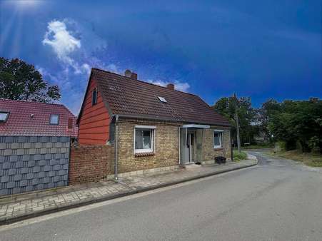 Vorderansicht - Einfamilienhaus in 39393 Völpke mit 55m² kaufen