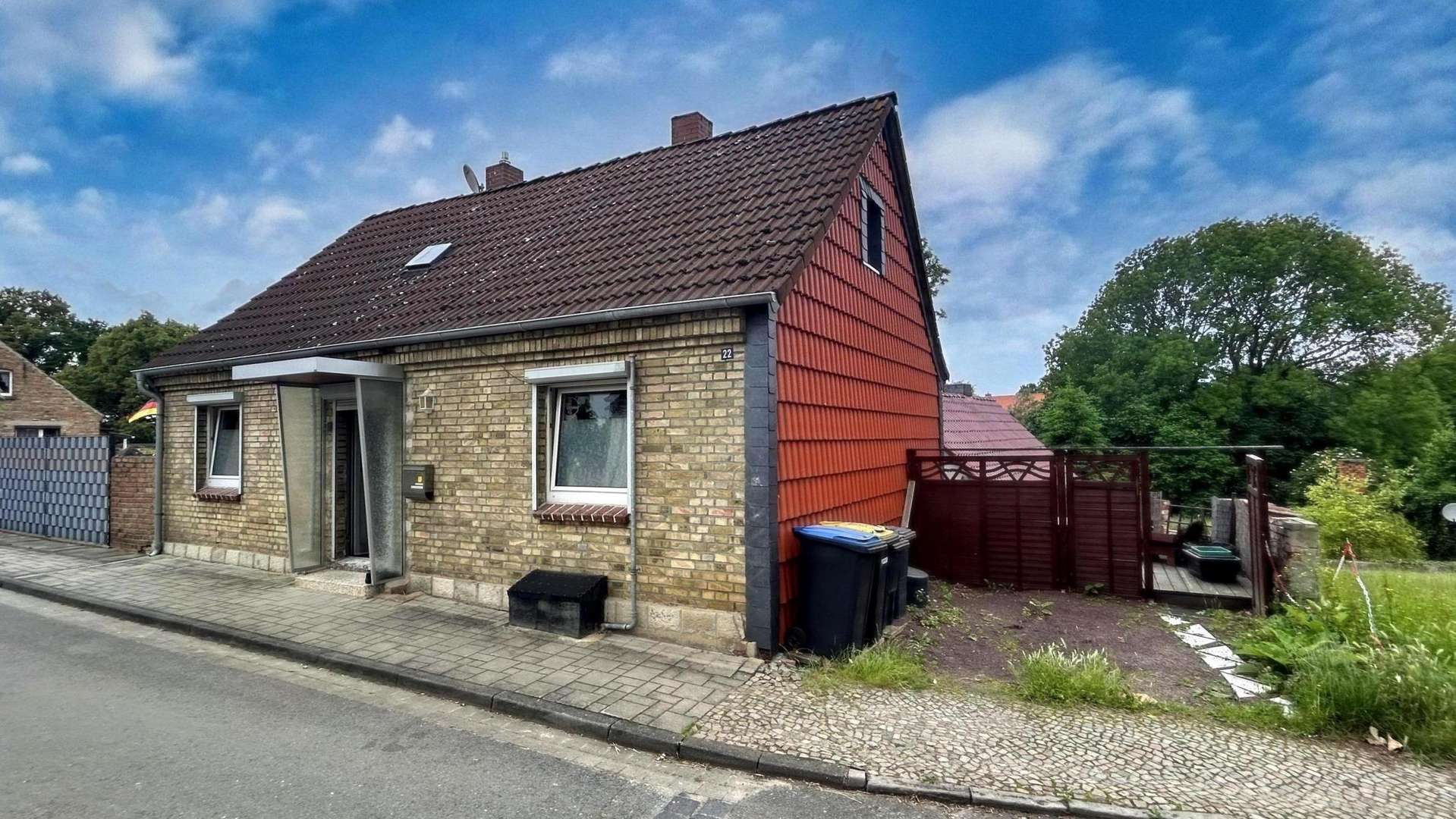 vordere Seitensicht  - Einfamilienhaus in 39393 Völpke mit 55m² kaufen