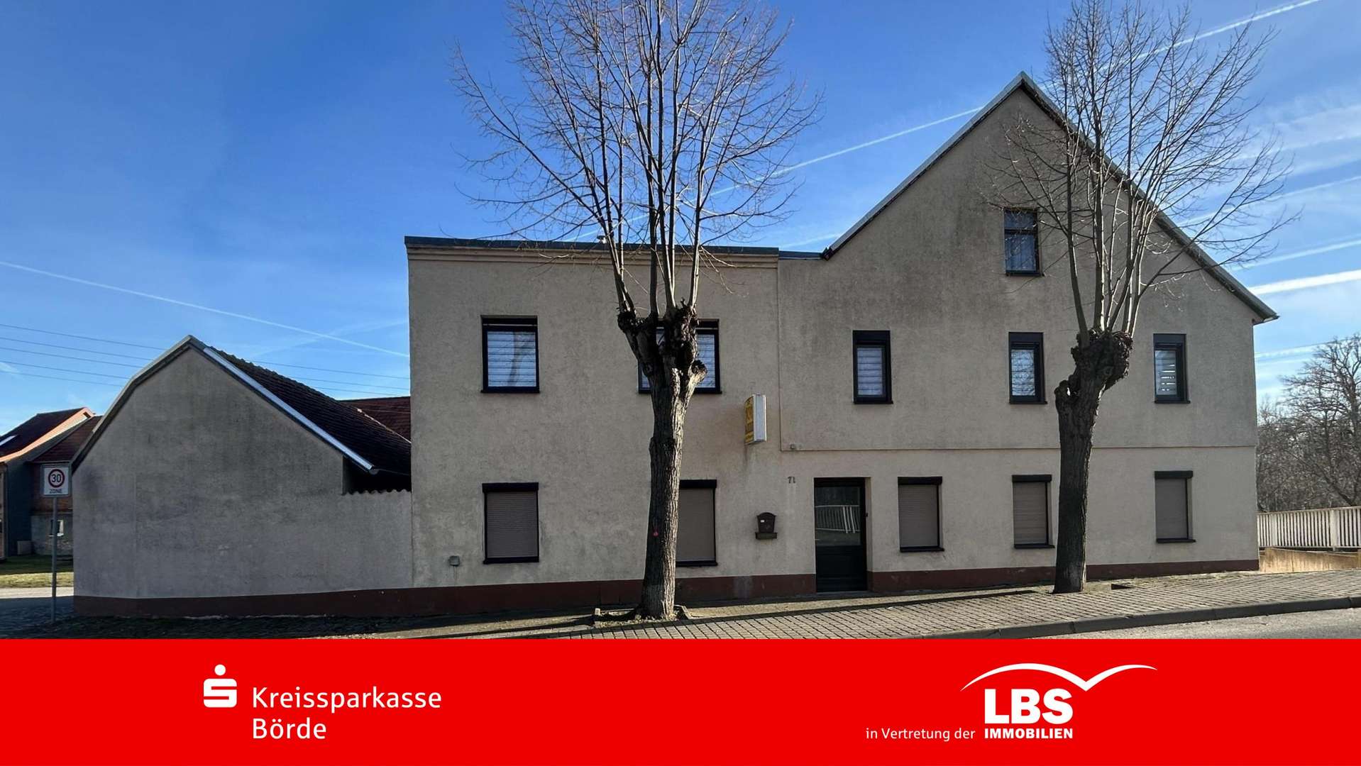 Vorderansicht - Mehrfamilienhaus in 39397 Gröningen mit 130m² kaufen
