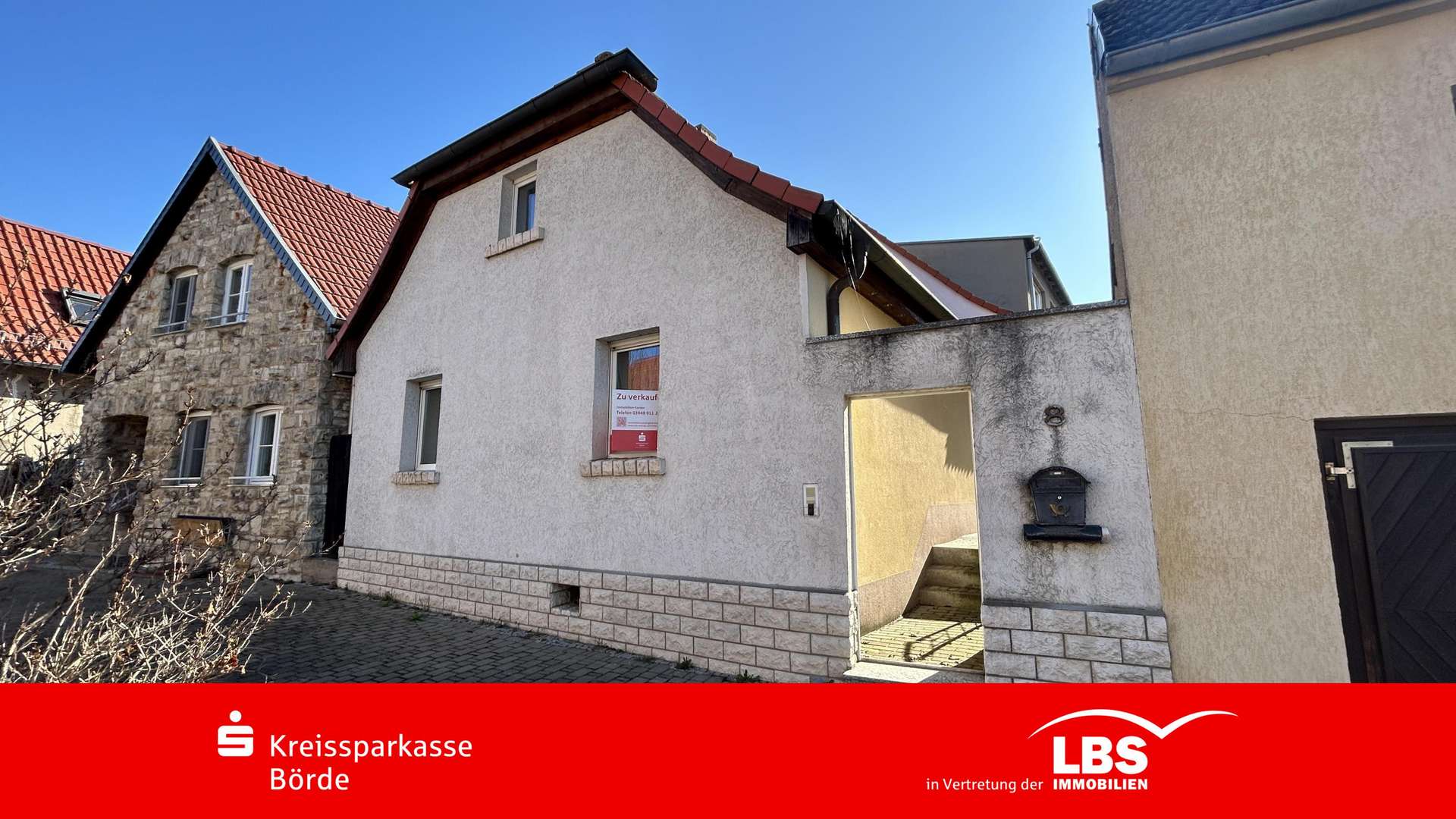 seitliche Vorderansicht - Einfamilienhaus in 39387 Oschersleben mit 85m² kaufen