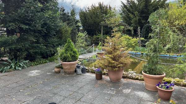 Blick in den Garten - Einfamilienhaus in 39340 Haldensleben mit 130m² kaufen