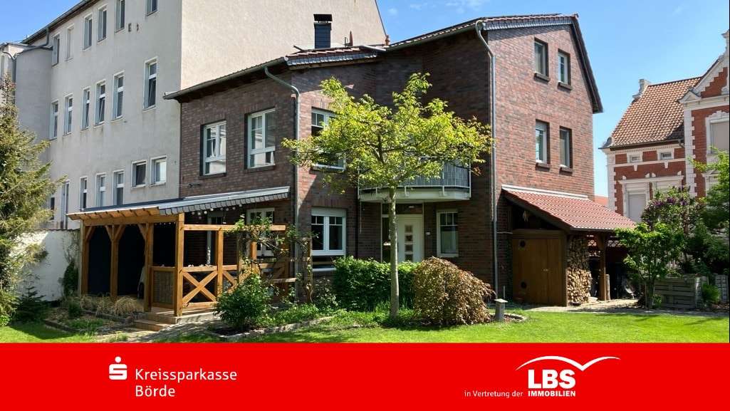 Hofansicht - Einfamilienhaus in 39340 Haldensleben mit 179m² kaufen