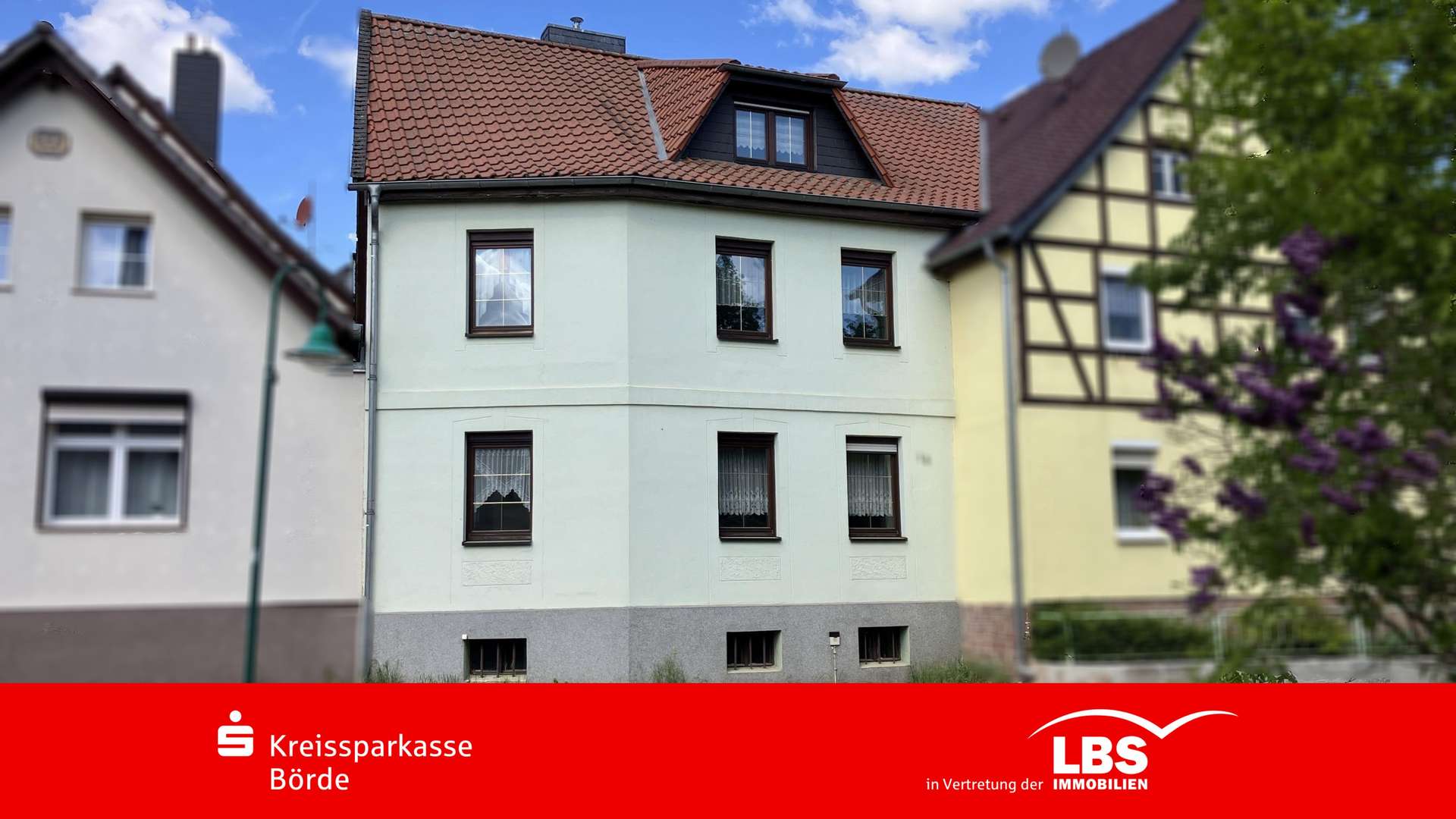 Straßenansicht - Einfamilienhaus in 39345 Bülstringen mit 245m² kaufen