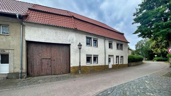 Vorderansicht Vorderansicht - Einfamilienhaus in 39397 Kroppenstedt mit 130m² kaufen
