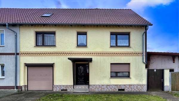 Vorderansicht Vorderansicht - Doppelhaushälfte in 39393 Ausleben mit 120m² kaufen